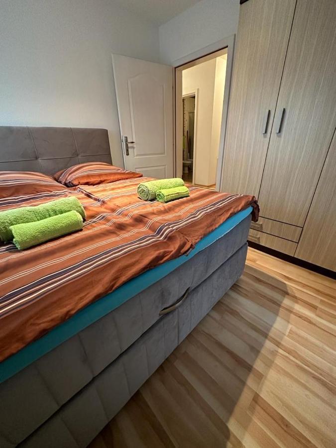 Apartman Jaca Apartment ลิฟโน ภายนอก รูปภาพ